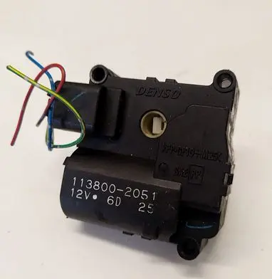 Toyota Corolla Verso AR10 Air flap motor/actuator 1138002051