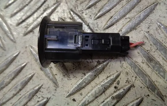 Nissan Pulsar Sun solar sensor 