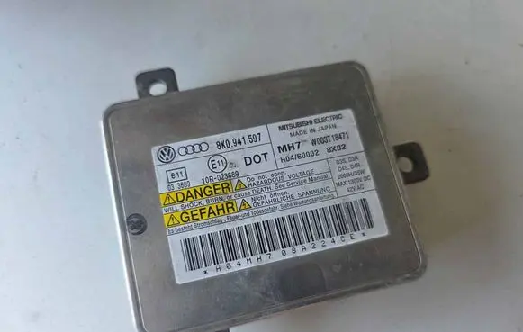 Audi A4 S4 B8 8K Headlight ballast module Xenon 8K0941597