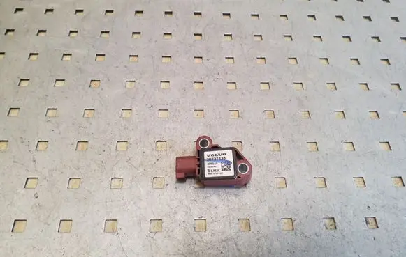 Volvo V50 Airbag deployment crash/impact sensor 30737138