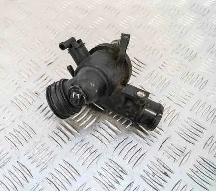 Mercedes-Benz Sprinter W906 Thermostat A6512000615