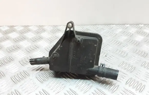 Audi A3 S3 8L Power steering fluid tank/reservoir 1J0422371B