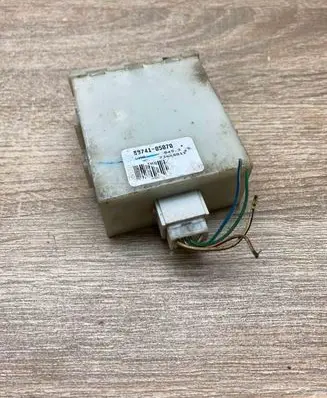 Toyota Avensis T250 Door control unit/module 8974105070 73668012 WithPlug