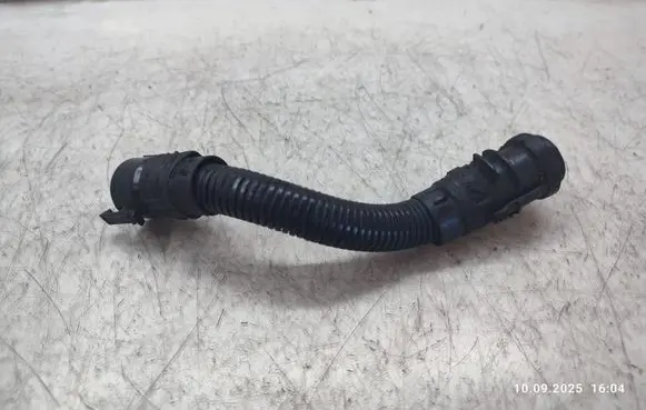 BMW 5 F10 F11 Breather hose/pipe 7803847