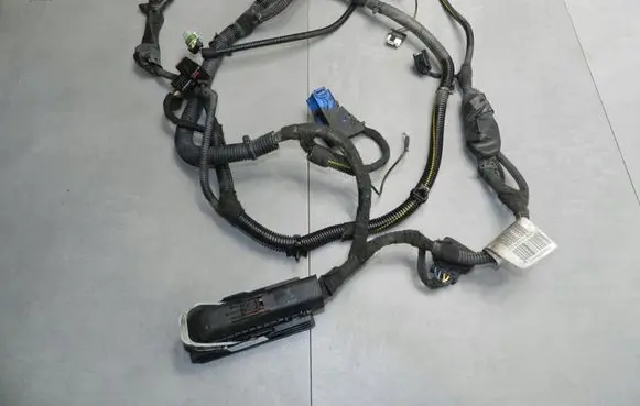 Opel Corsa D Engine installation wiring loom 13144432