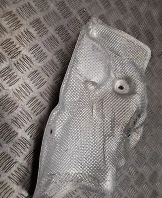Audi Q7 4M Exhaust heat shield 4M1825644E