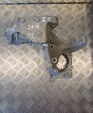 Suzuki SX4 Engine mounting bracket 55226627