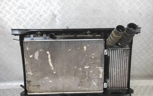 Peugeot 308 SW Coolant radiator