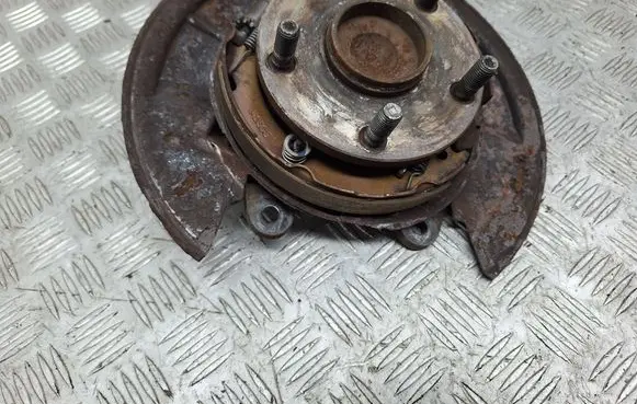Toyota Corolla Verso AR10 Rear wheel hub 424500F010 465100F010