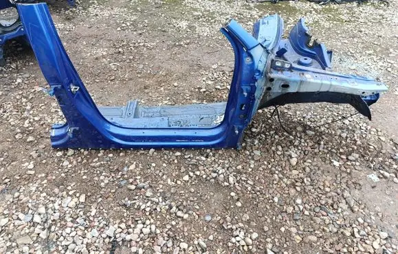 Front quarter panel