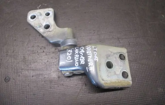 Peugeot Partner Rear door lower hinge