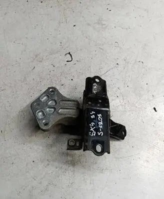 Suzuki SX4 S-Cross Engine mounting bracket 1165362M00S3 1165362M00