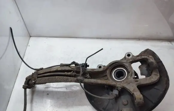 Audi Q7 4L Front wheel hub