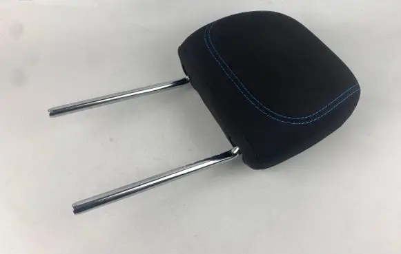 Chrysler Pacifica Front seat headrest 