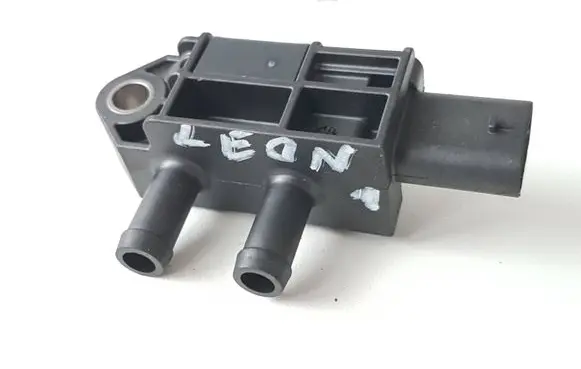 Seat Leon (5F) Exhaust gas pressure sensor 04L906051F 85MPP0101 62061312