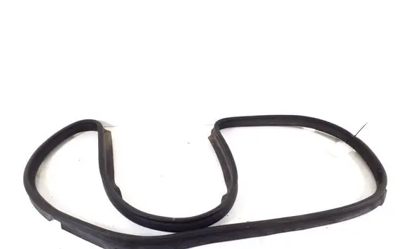 Mercedes-Benz CL C216 Trunk rubber seal (body) A2167500598