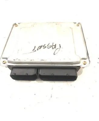 Volkswagen PASSAT B5 Engine control unit/module 038906019EK 28SA5041 0281010667