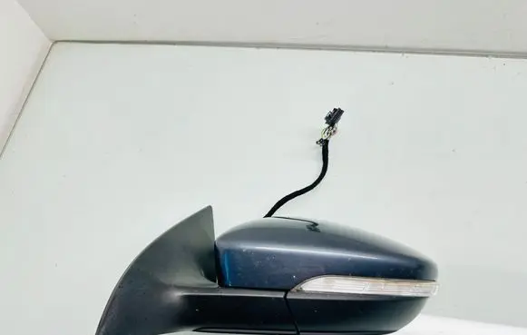 Volkswagen PASSAT CC Front door electric wing mirror 3C8857933A