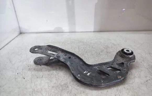 Mercedes-Benz CLA C117 X117 W117 Rear control arm