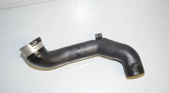 Intercooler hose/pipe