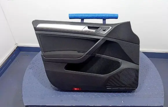 Volkswagen Golf Sportsvan Door card panel trim set 5G4868109B