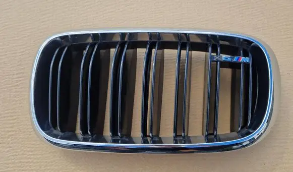 BMW X6M F86 Front grill 8056769