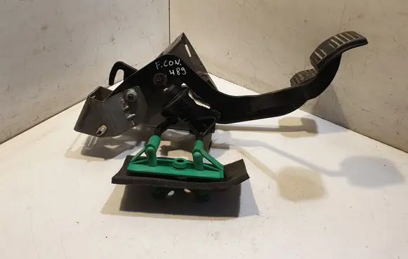 Ford Transit - Tourneo Connect Pedal assembly 