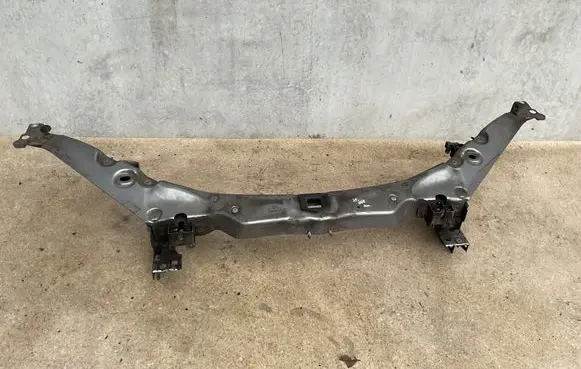Jaguar XF X250 Top upper radiator support slam panel 8X2310884A01
