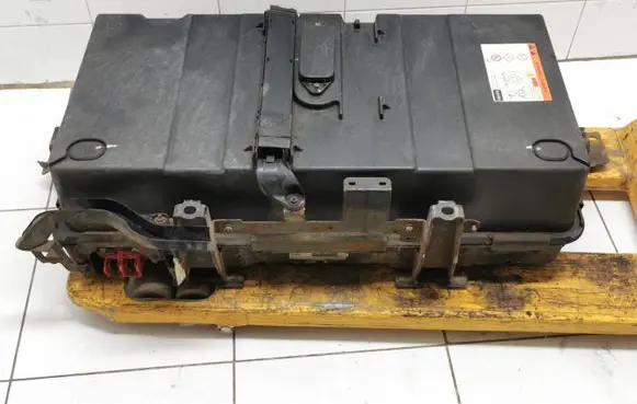 Peugeot Partner Hybrid / electric car battery 9804138680 9804124880 32FV010200690
