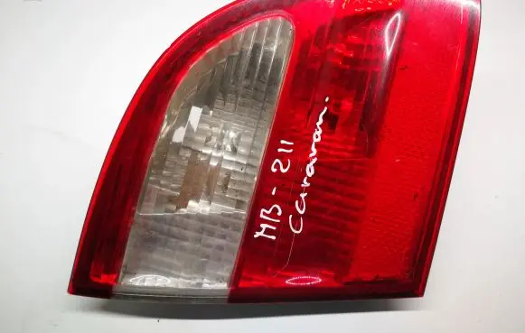 Mercedes-Benz E W211 Tailgate rear/tail lights A2118201364