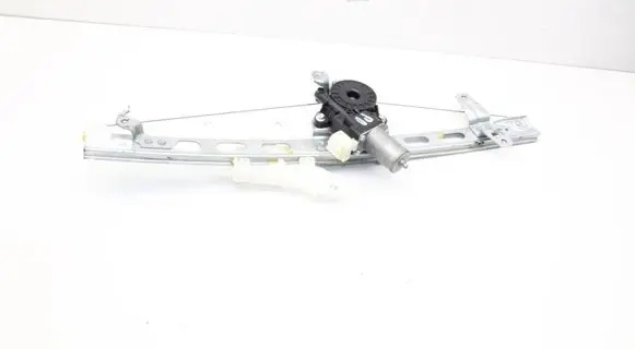 Suzuki SX4 S-Cross Front door window regulator with motor 