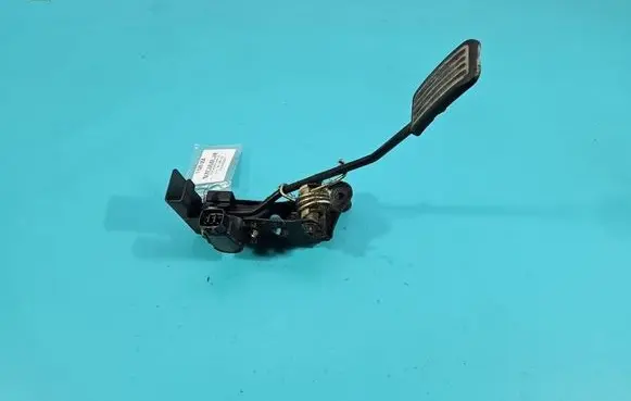 Toyota Yaris Accelerator throttle pedal 7801052020 IMPRK1609054