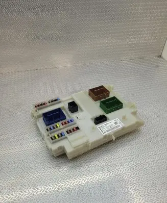 Volvo XC60 Fuse module CG9T14C256FA