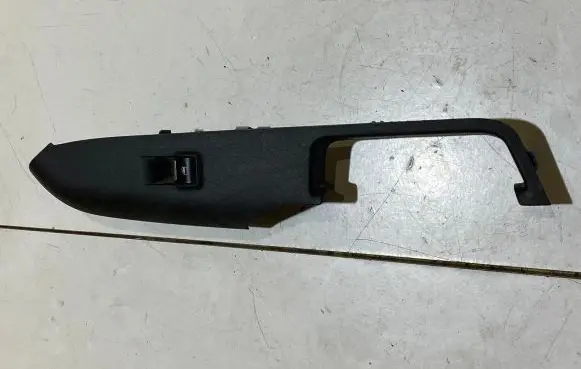 Ford Mustang VI Electric window control switch FR3B14528A