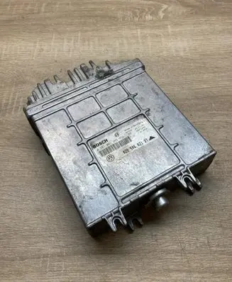 Volkswagen PASSAT B5 Engine control unit/module ECU 028906021DT 0281001555