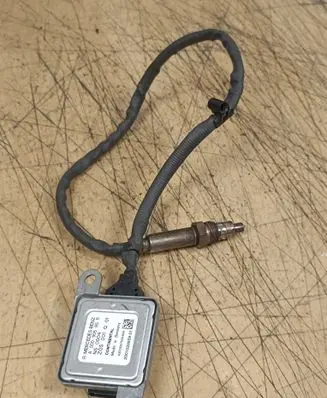 Mercedes-Benz C W205 Lambda probe sensor A0009058511