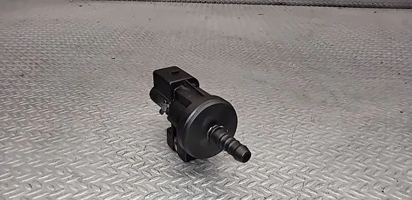 Audi A6 S6 C6 4F Fuel tank valve 0280142431
