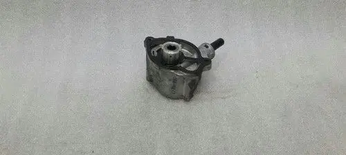 Mercedes-Benz C W205 Vacuum pump A6512300465