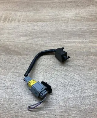 Citroen C4 I Clutch pedal sensor 95835T02