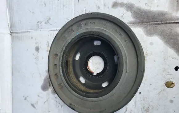 Peugeot 308 Crankshaft pulley 9821624380