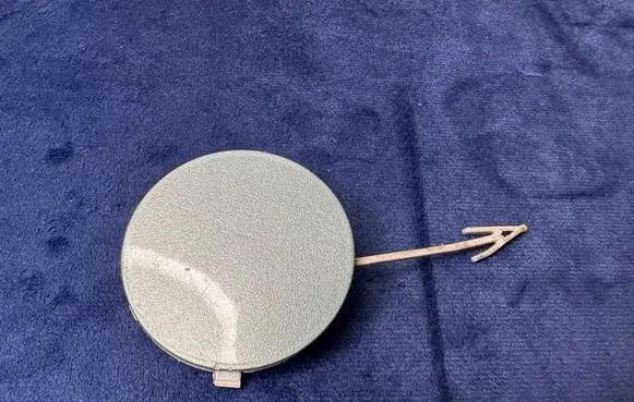 Ford Mondeo Mk III Front tow hook cap/cover 