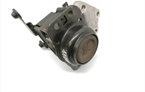 Peugeot Partner Engine mount bracket 796820267804