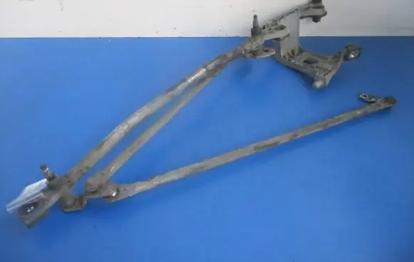 Ford Focus C-MAX Front wiper linkage and motor