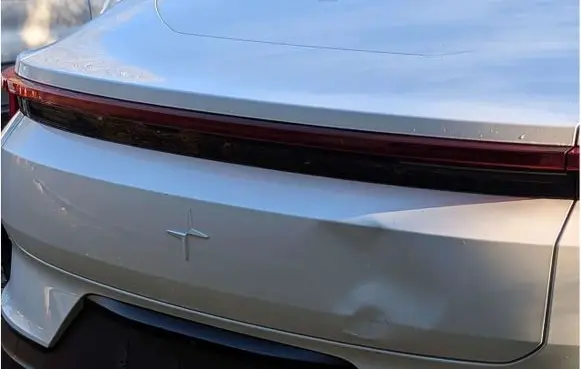 Polestar 4 Tailgate rear/tail lights