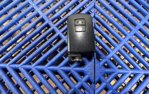 Toyota Auris E180 Ignition key/card 