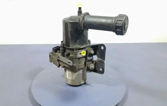 Peugeot 5008 Power steering pump 9670608380