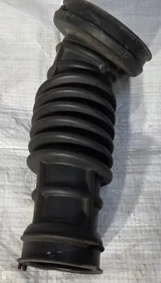 Opel Insignia B Air intake hose/pipe 84120197