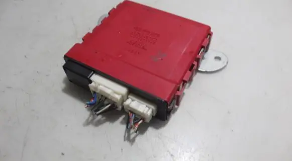 Lexus IS 220D-250-350 Xenon control unit/module 