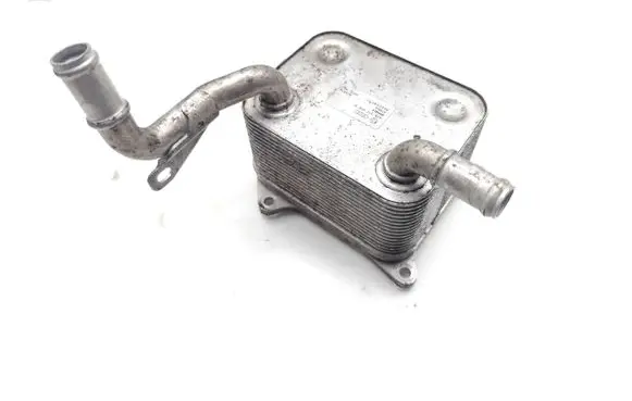 Audi A5 8T 8F Engine oil radiator 079117015A