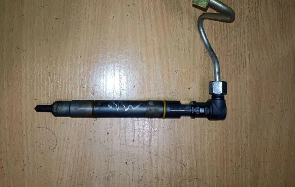 SsangYong Rexton Fuel injector A6720170121 28579431BA